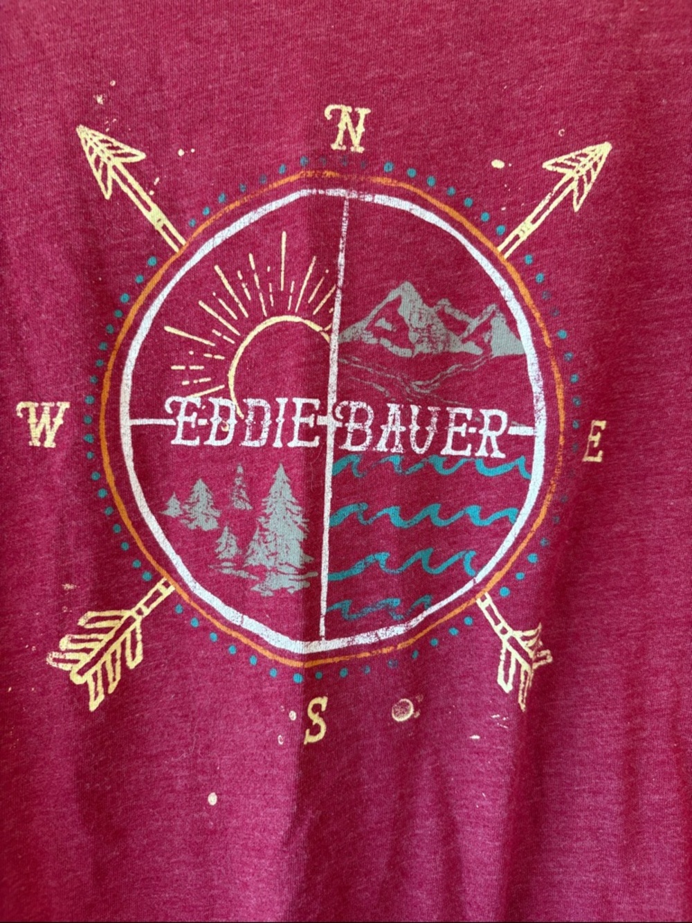 NWOT L Eddie Bauer Berry Maroon Short Sleeve Graphic Tee